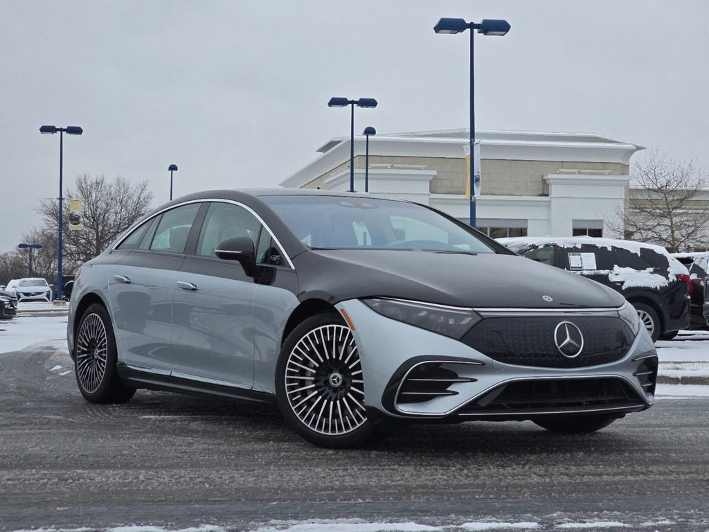 2022 Mercedes-Benz EQS Base's photo
