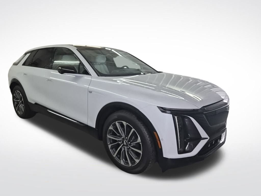 2026 Cadillac LYRIQ Sport's photo
