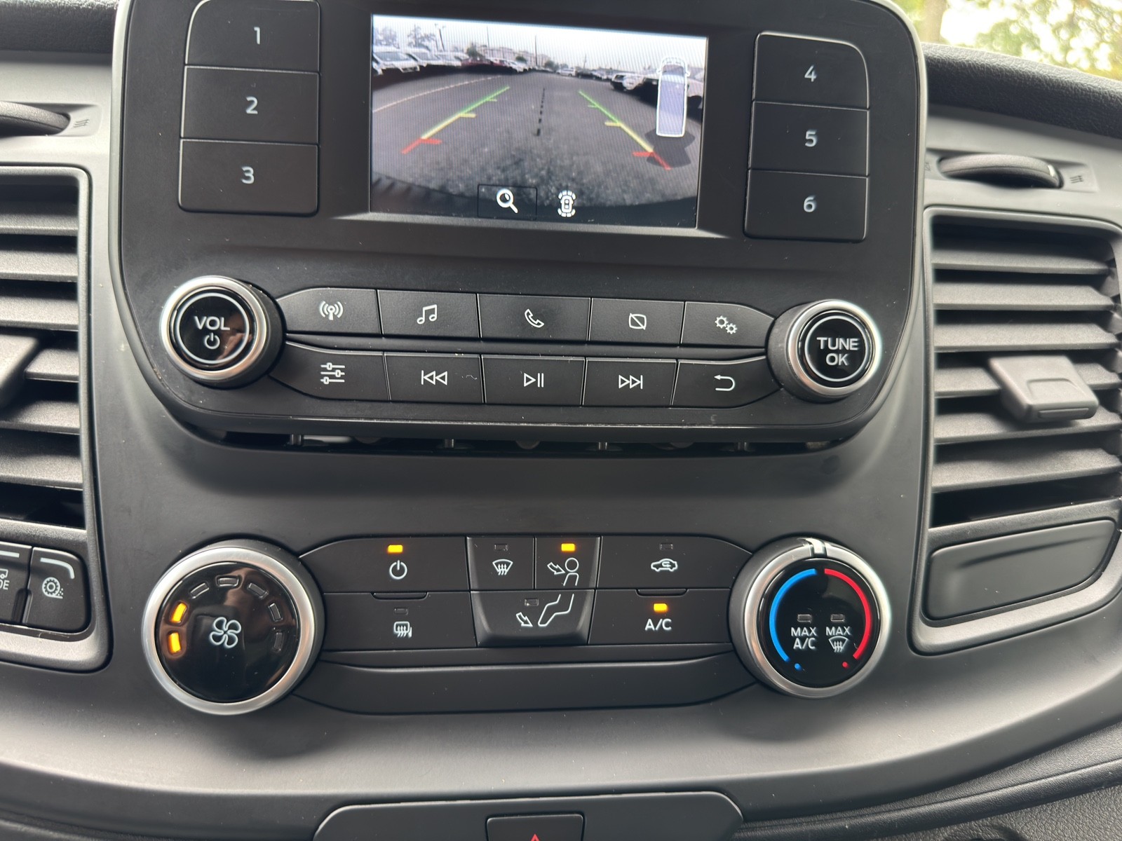 2020 Ford Transit photo 21