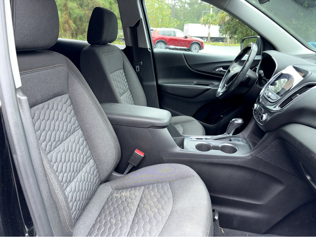 2019 Chevrolet Equinox LT photo 14