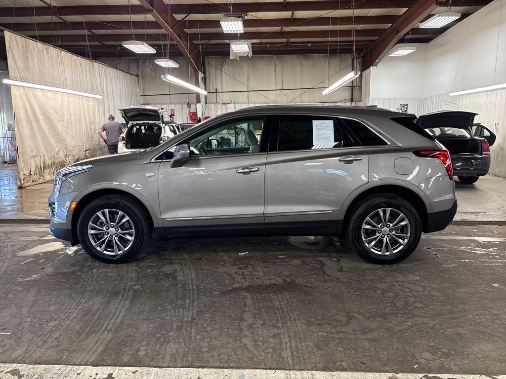 2023 Cadillac XT5 Premium Luxury photo 2