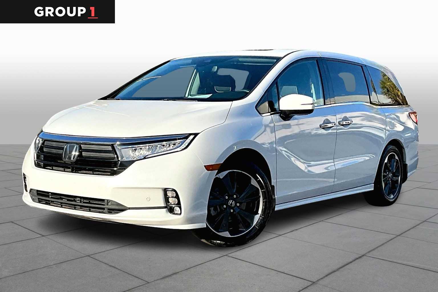 2022 Honda Odyssey Elite's photo