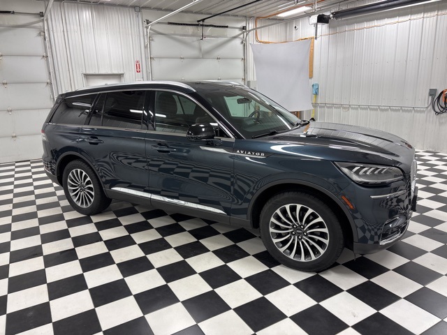Used 2022 Lincoln Aviator Reserve with VIN 5LM5J7XC3NGL01607 for sale in Rochester, Minnesota