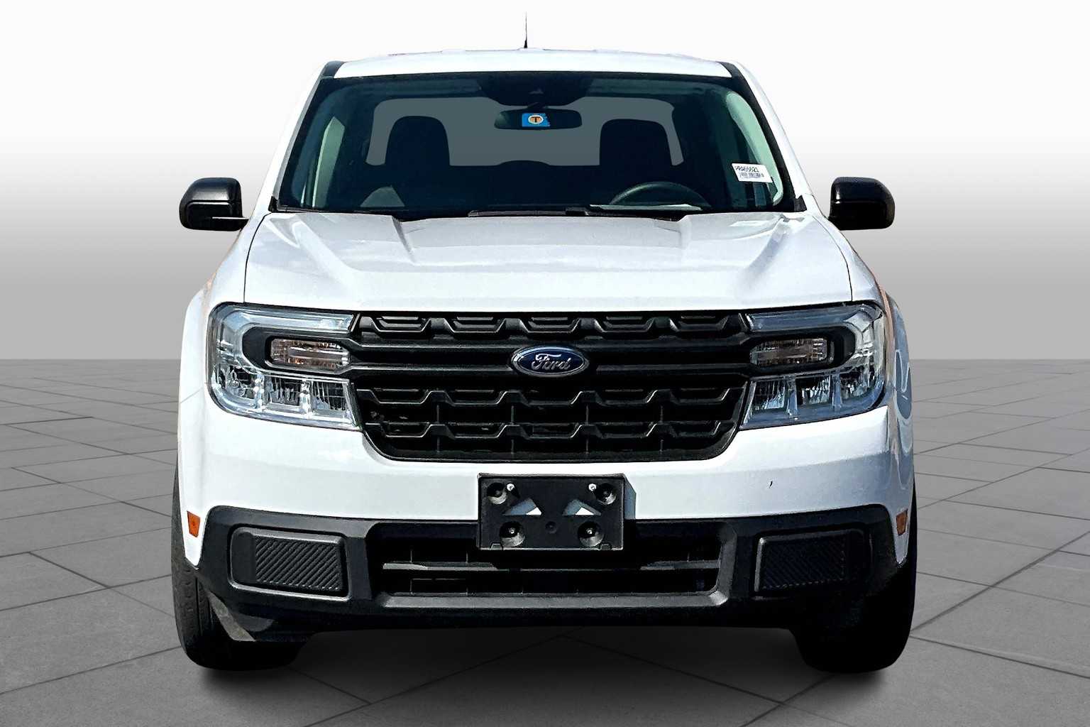 2023 Ford Maverick XL photo 3