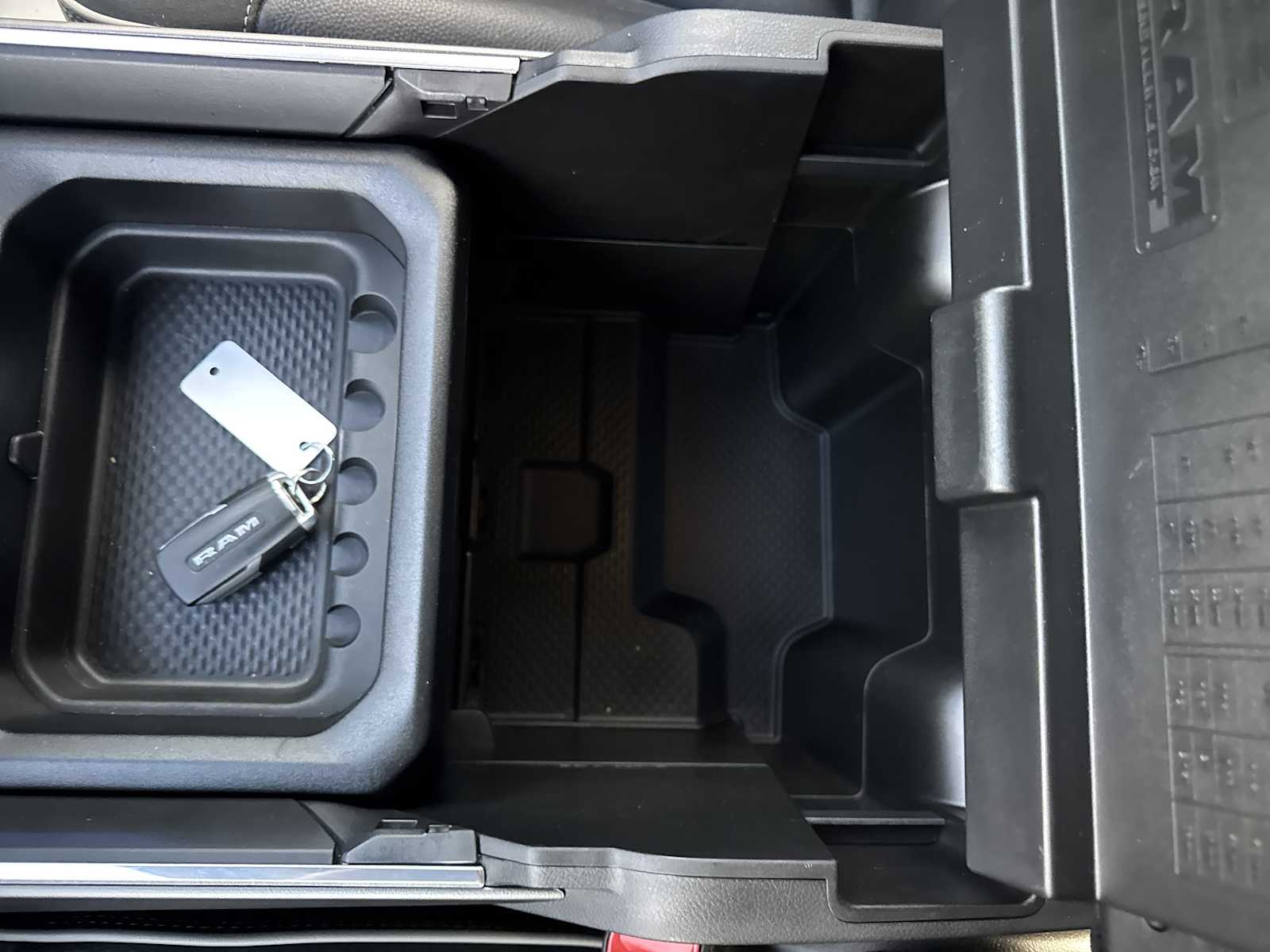 2023 Ram 1500 Laramie photo 28