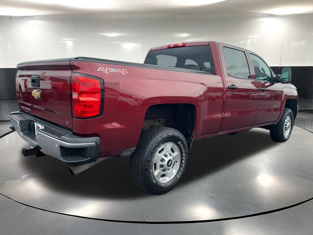 2015 Chevrolet Silverado 2500HD LT photo 4