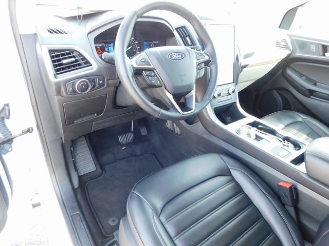 2024 Ford Edge SEL photo 11