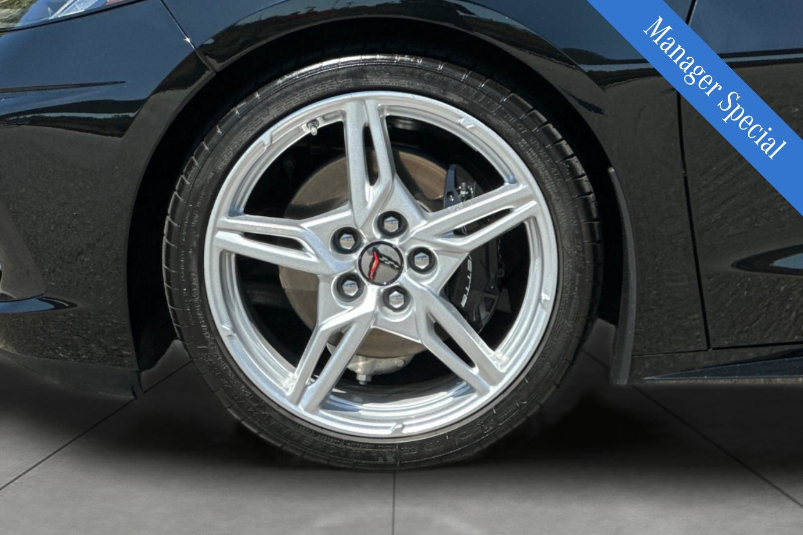 2022 Chevrolet Corvette Stingray 2LT photo 3