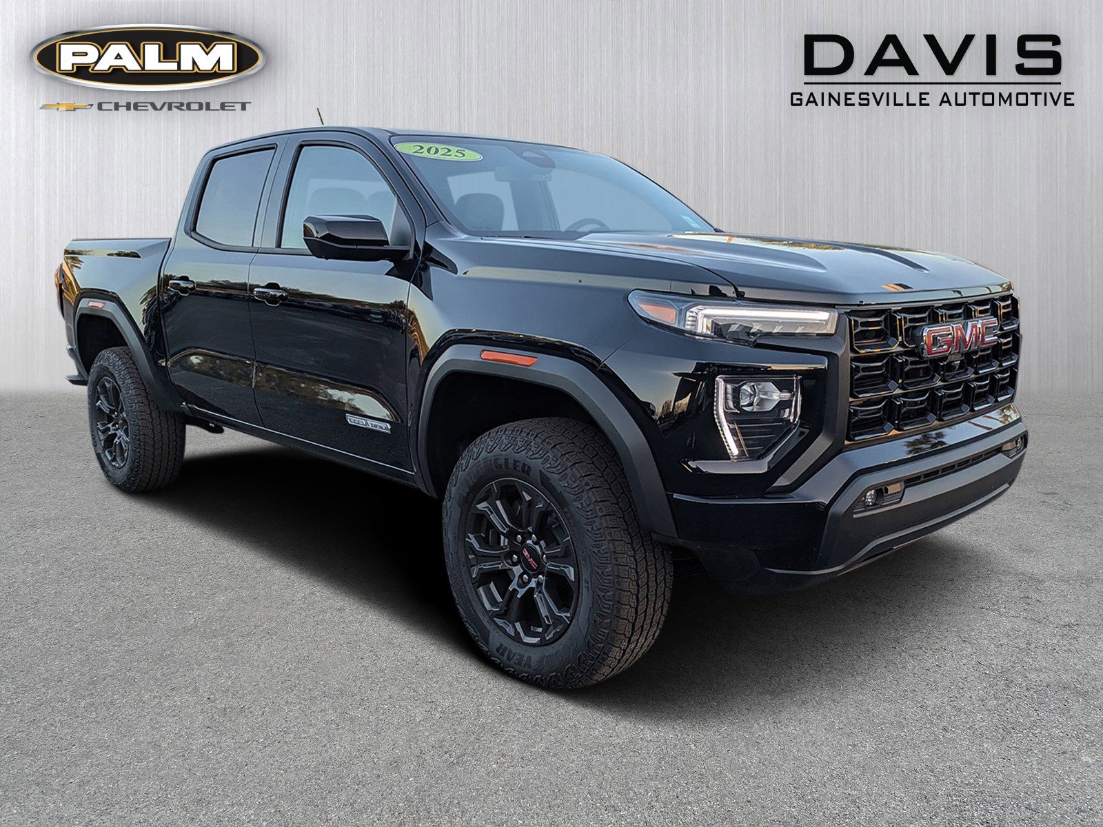 2025 GMC Canyon Elevation's photo