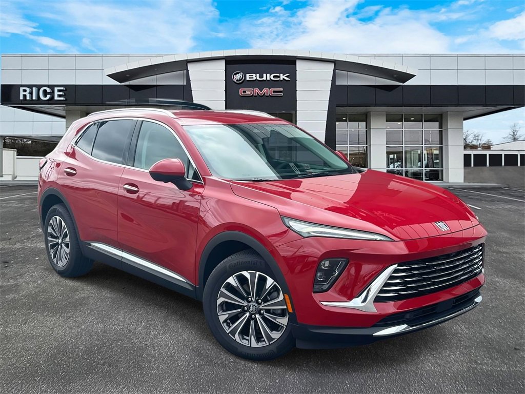 2025 Buick Envision Preferred's photo