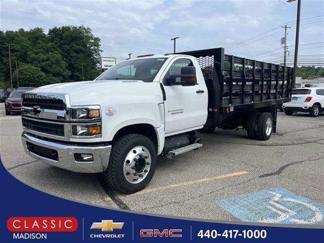 2024 Chevrolet Silverado 4500 Medium Duty Chassis Cab Work Truck's photo