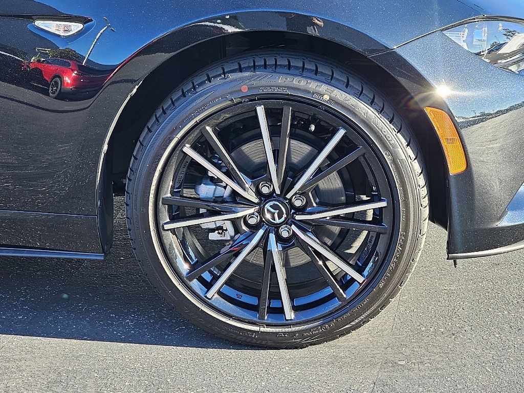 2025 Mazda MX-5 Miata Miata Grand Touring photo 6