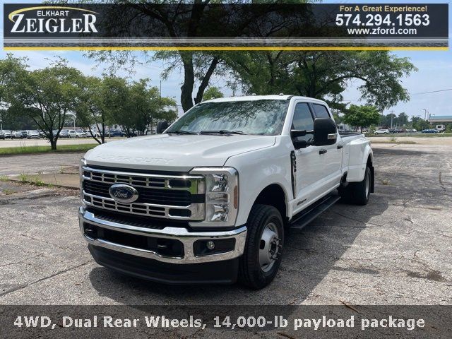 2024 Ford F-350 XLT photo 33