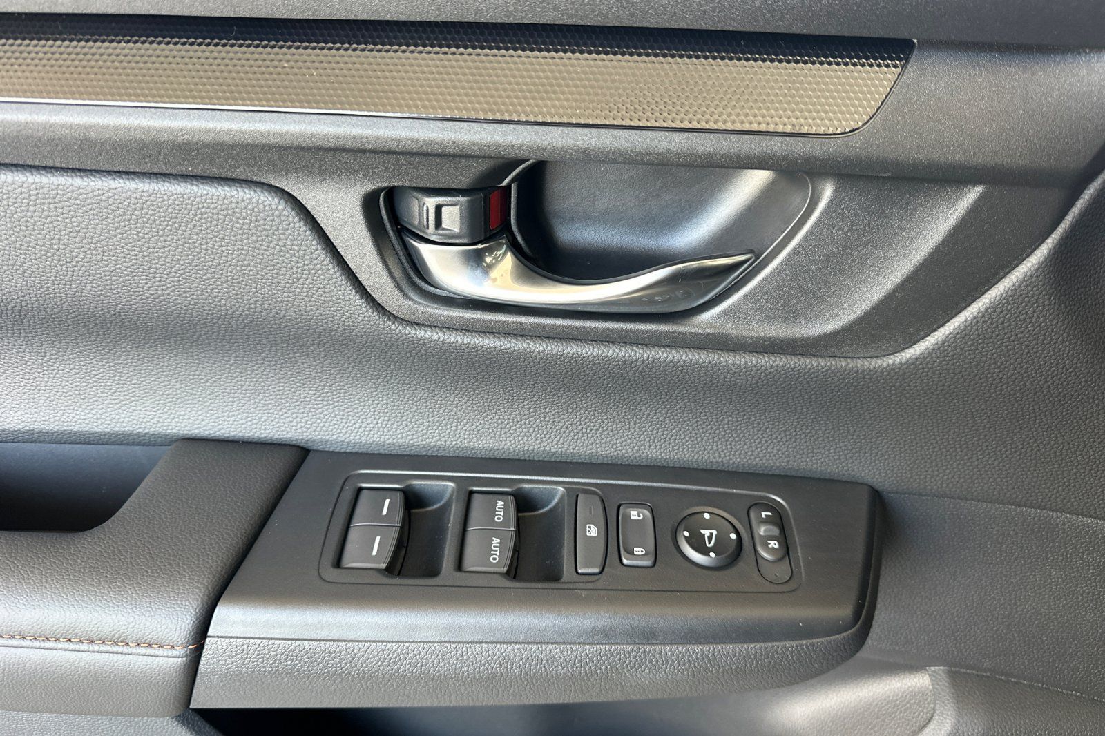 2026 Honda CR-V Hybrid Sport photo 10