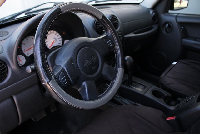 Used 2004 Jeep Liberty Sport with VIN 1J4GL48K54W213056 for sale in Lafayette, IN