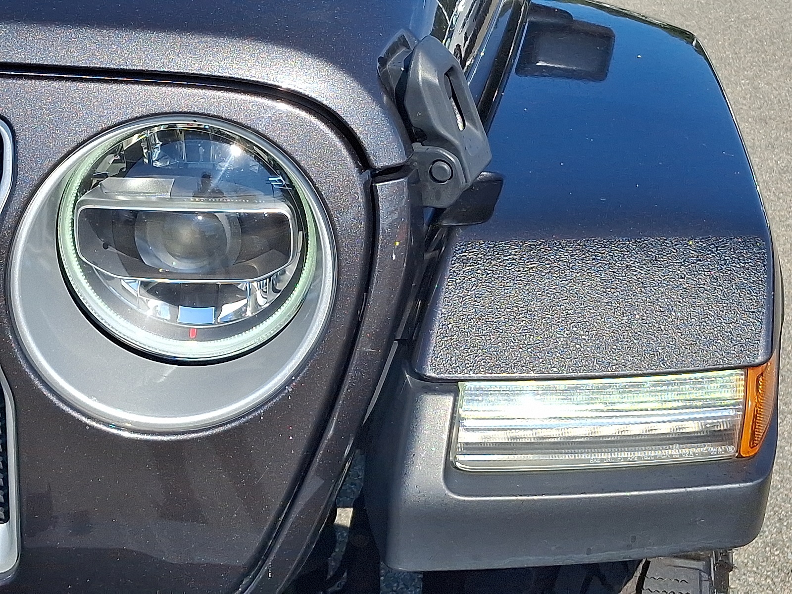 2022 Jeep Wrangler Unlimited Sahara photo 9