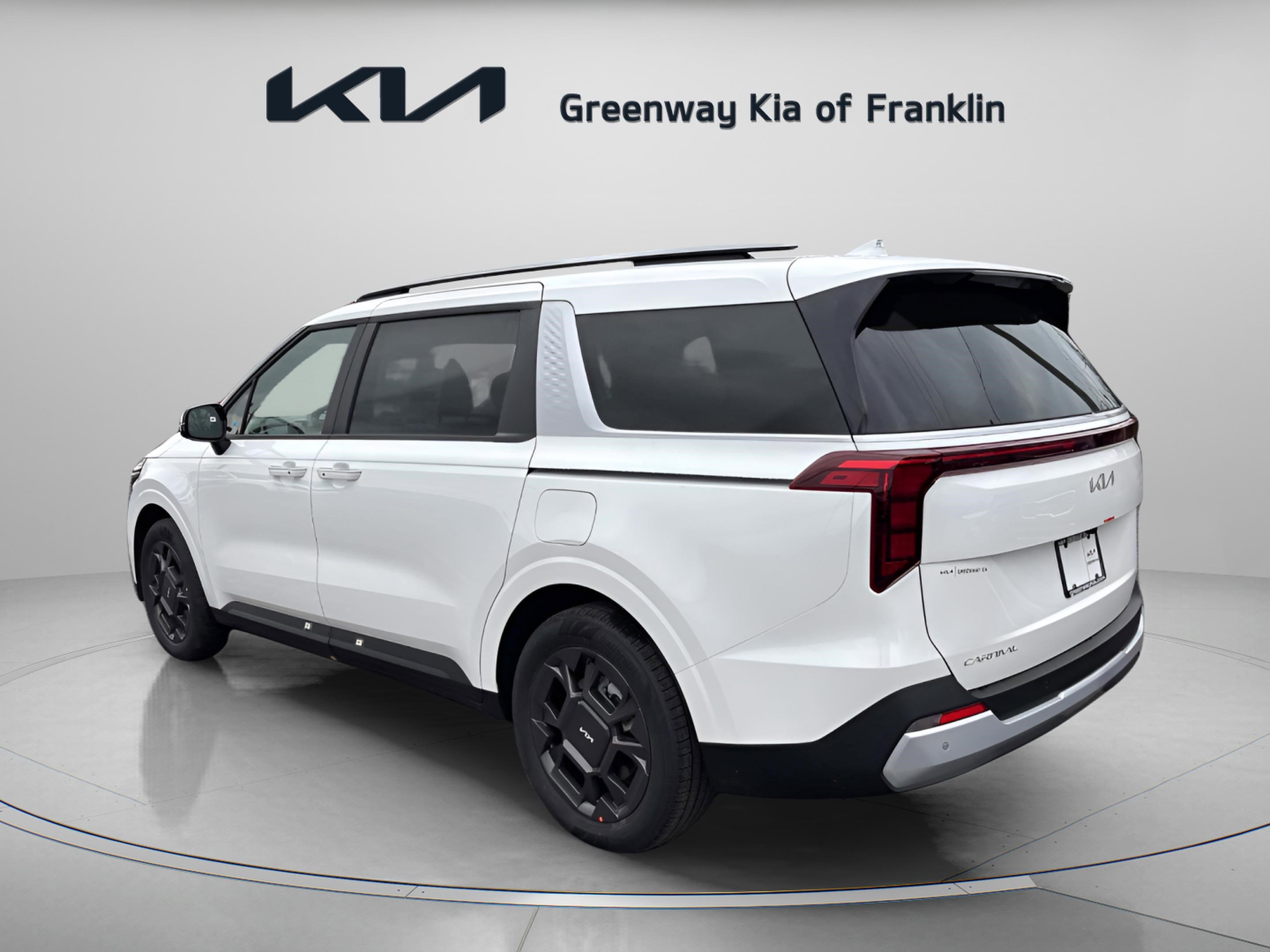 2026 Kia Carnival EX photo 4