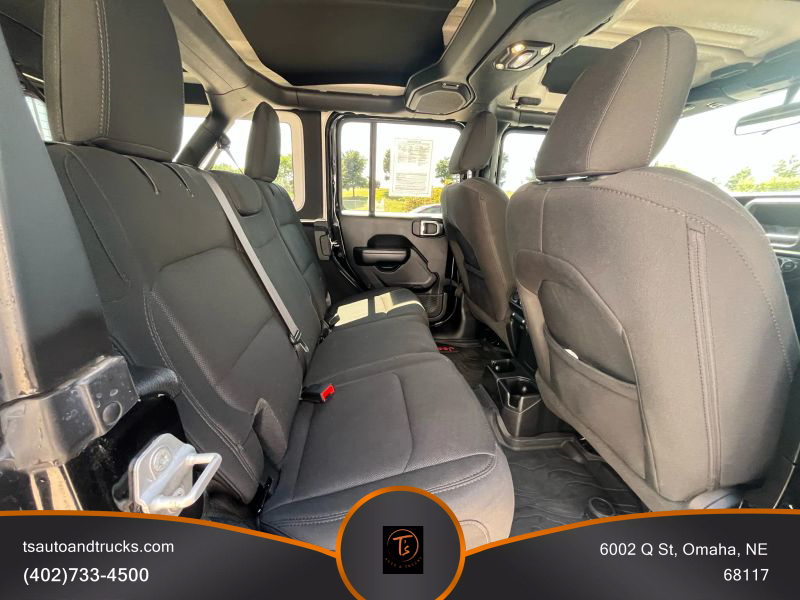 2020 Jeep Wrangler Unlimited Sport Altitude photo 16
