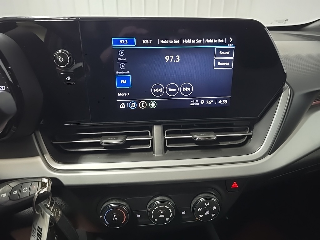 2024 Chevrolet Trax photo 24