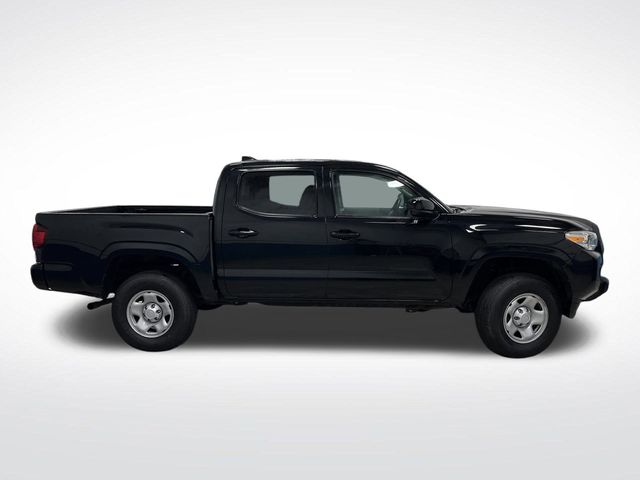 2022 Toyota Tacoma SR photo 2