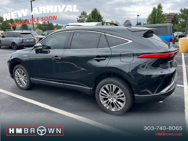 2021 Toyota Venza XLE photo 2