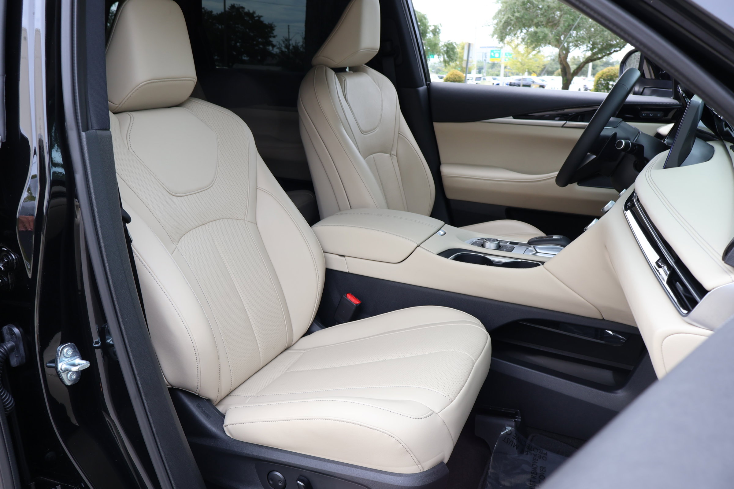 2025 Infiniti QX60 Pure photo 22