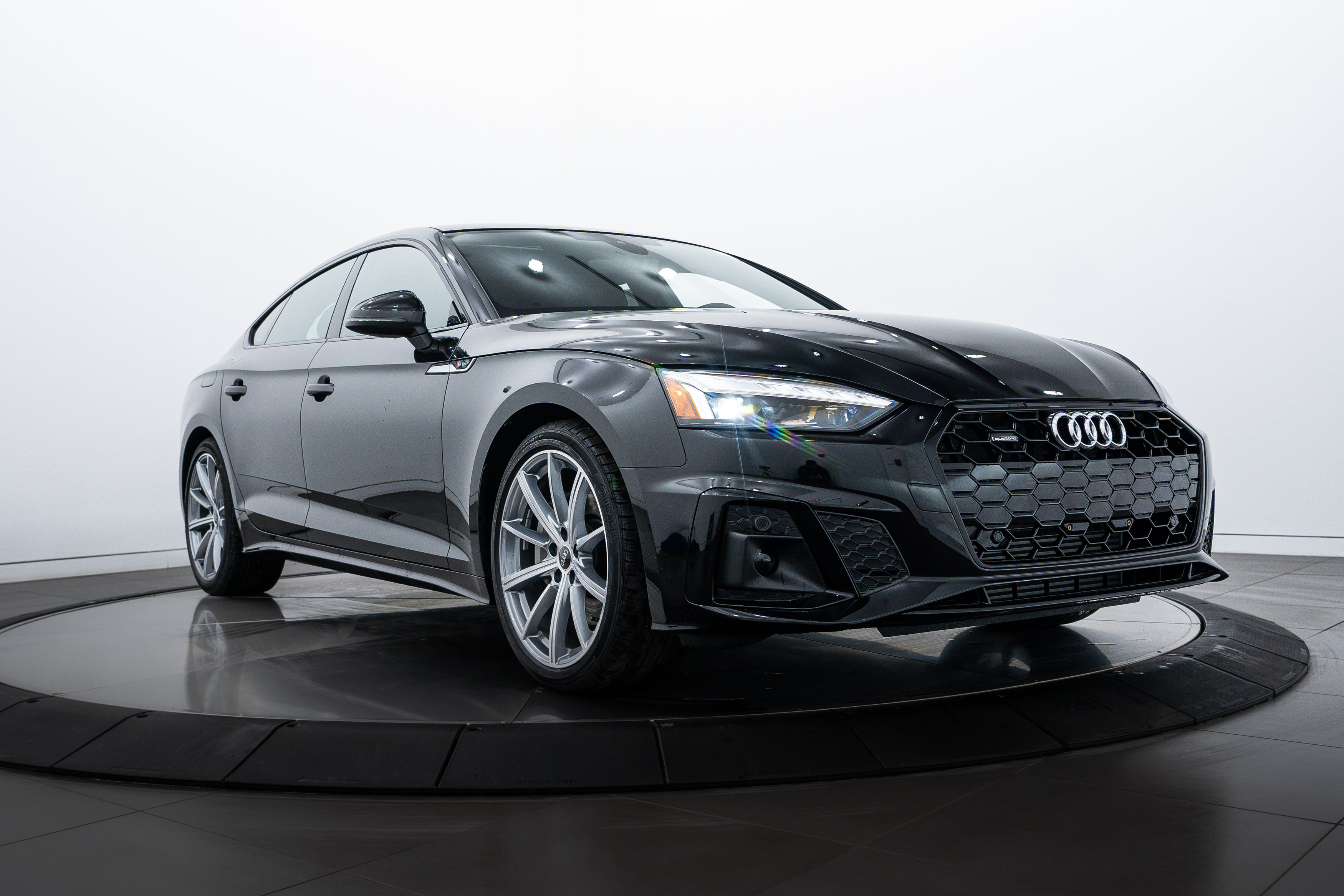 New 2025 Black Audi S line Premium image 1