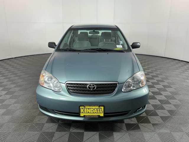 2005 Toyota Corolla CE photo 2