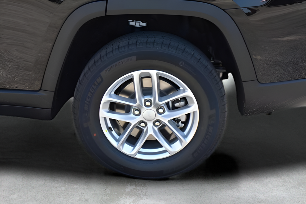 2025 Jeep Grand Cherokee Laredo photo 8