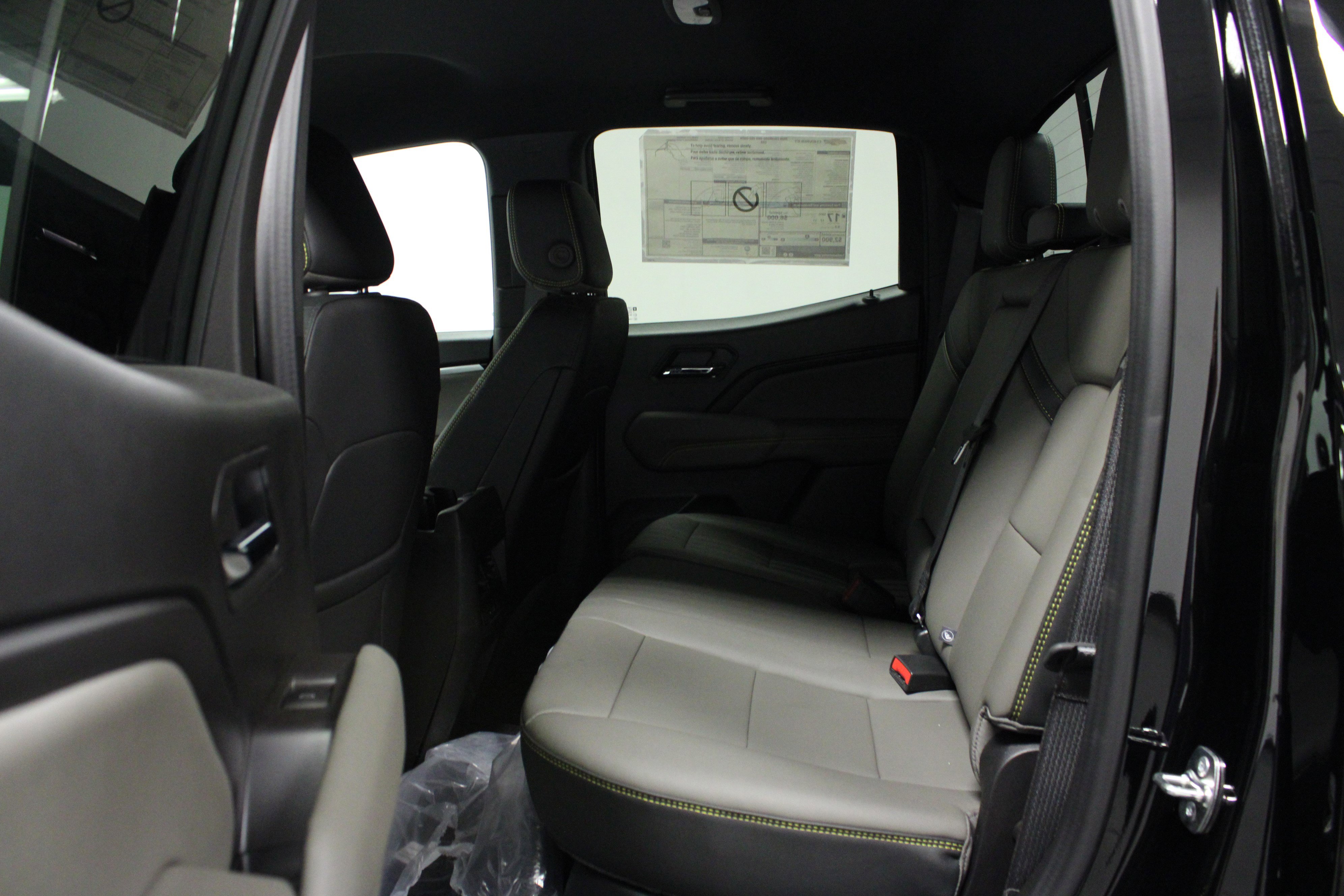 2026 Chevrolet Colorado ZR2 photo 12