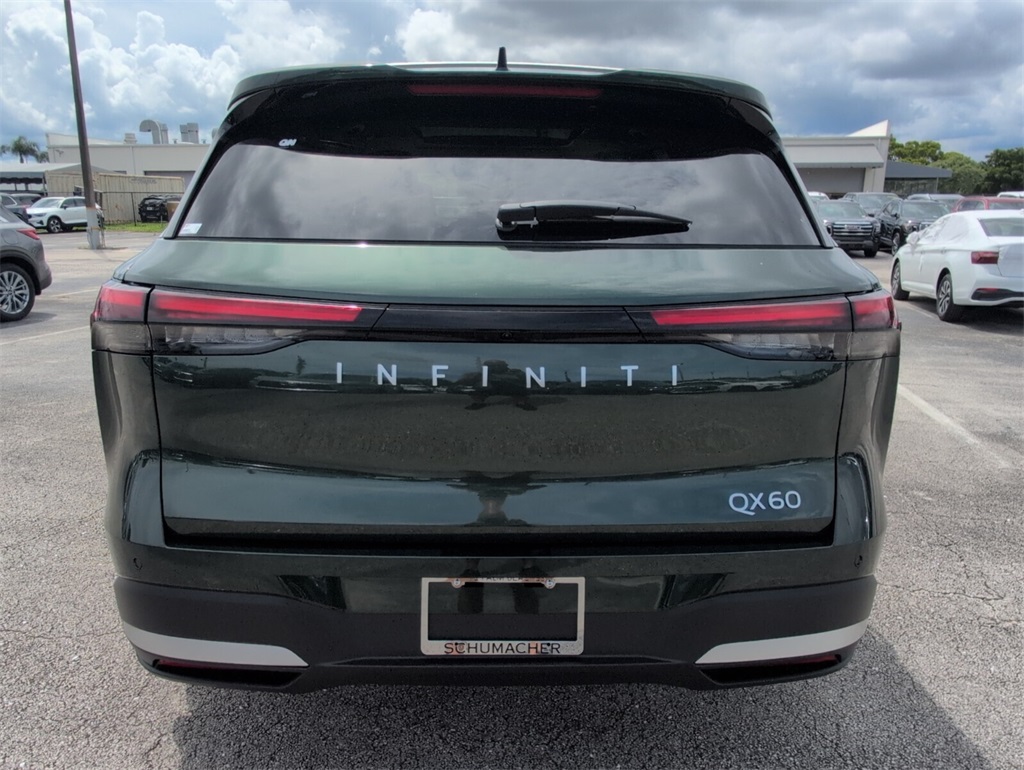 2026 Infiniti QX60 Luxe photo 3