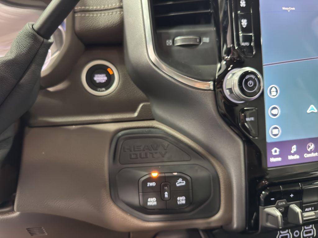 2026 Ram 2500 Laramie photo 25