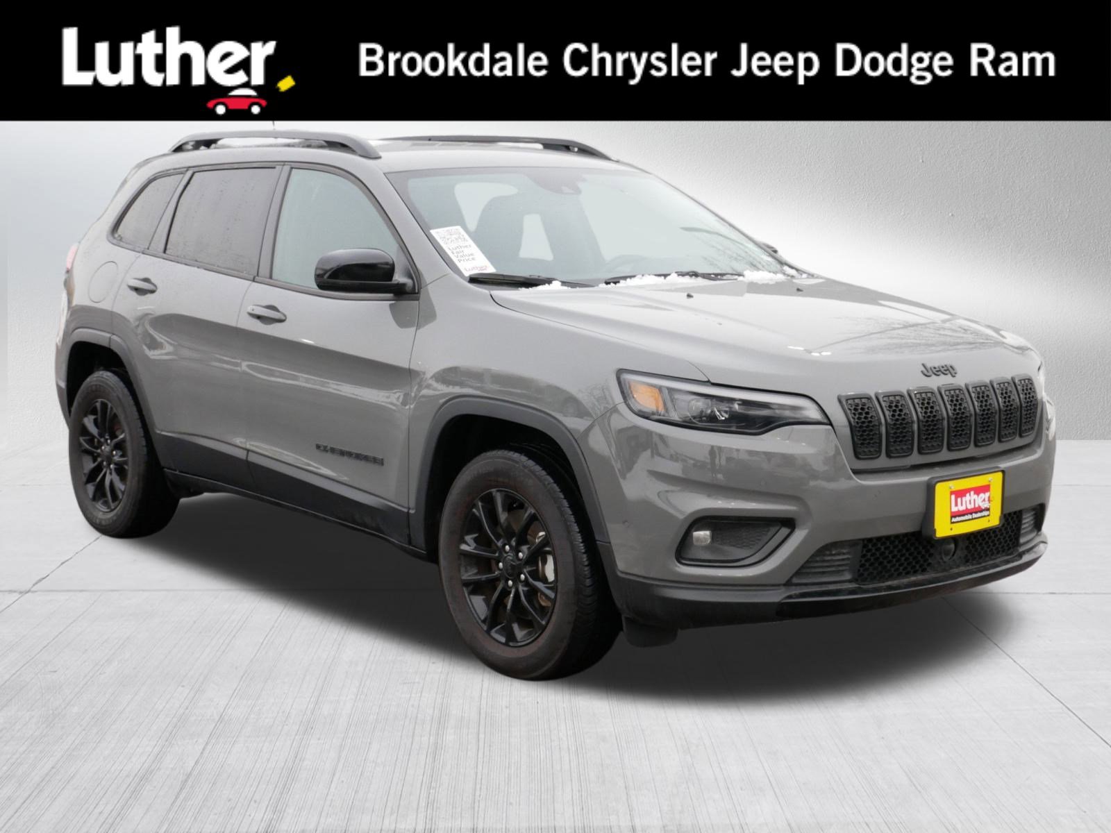 2023 Jeep Cherokee Altitude Lux's photo