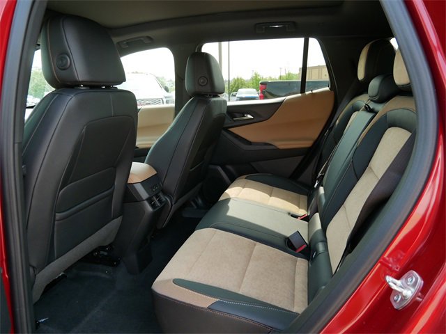 2026 Chevrolet Equinox ACTIV photo 11