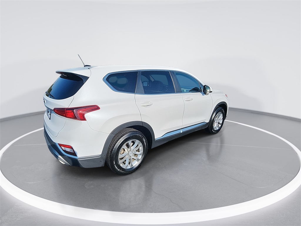 2020 Hyundai Santa Fe SE photo 8