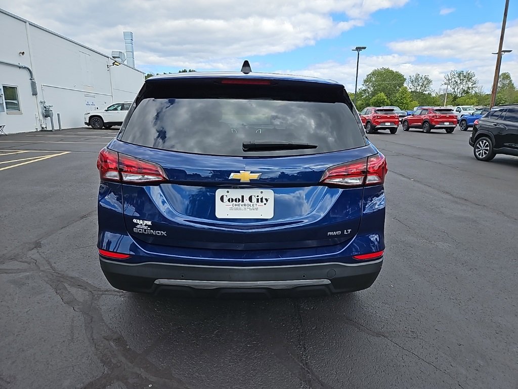 2022 Chevrolet Equinox LT photo 4