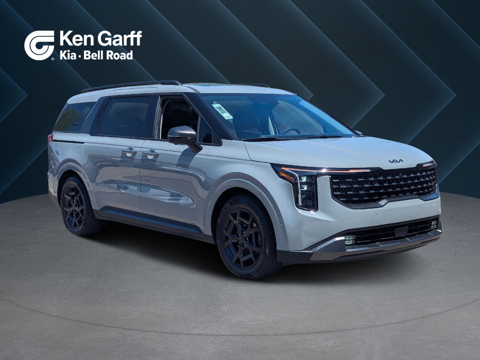 2026 Kia Carnival SX's photo