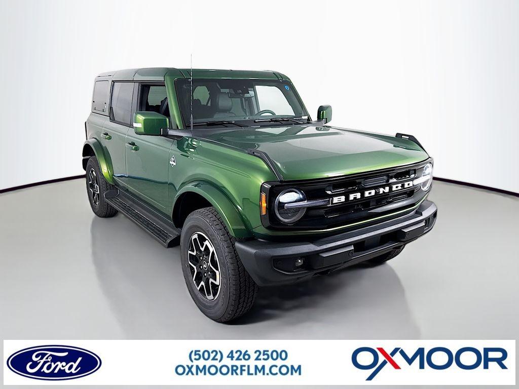 2025 Ford Bronco 4-Door Outer Banks's photo