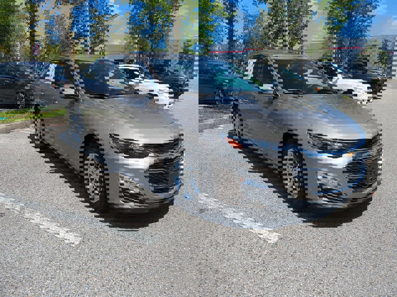 2023 Chevrolet Malibu 1LT photo 3