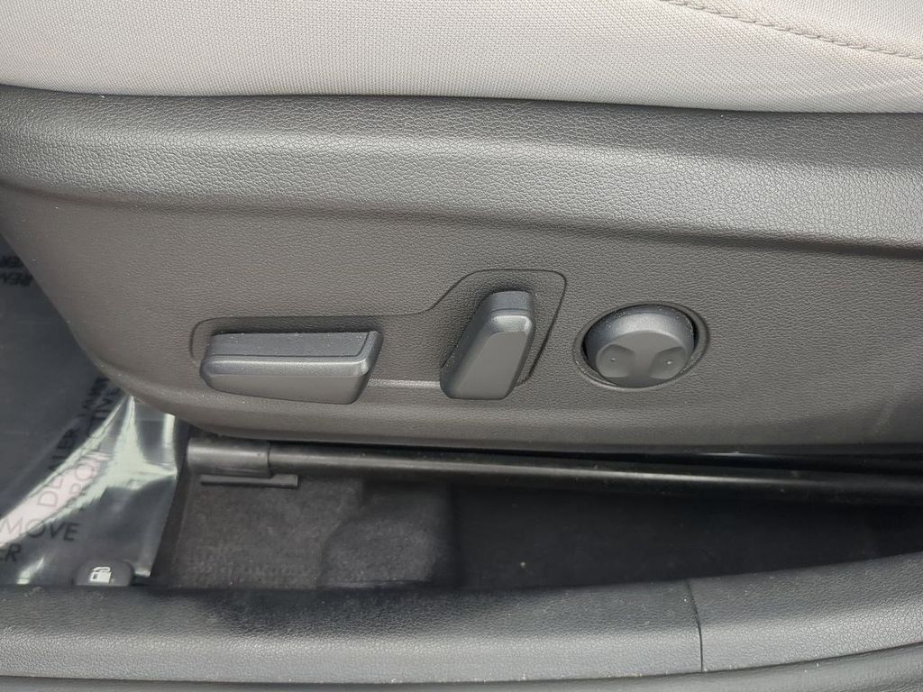 2023 Hyundai Kona SEL photo 20