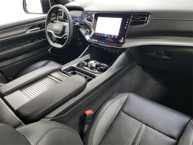 2024 Jeep Wagoneer Series III photo 35