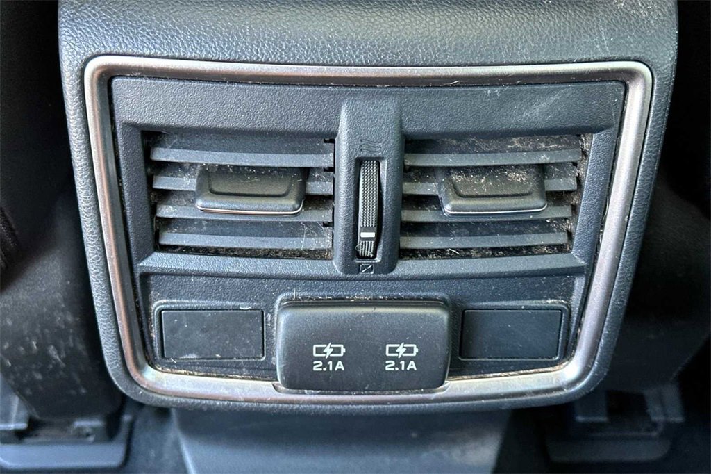 2021 Subaru Forester Premium photo 14