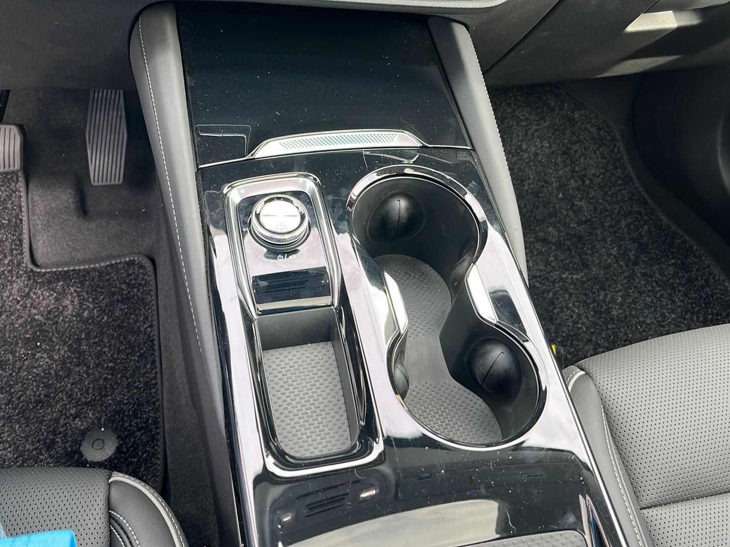 2025 Buick Envision Avenir photo 16