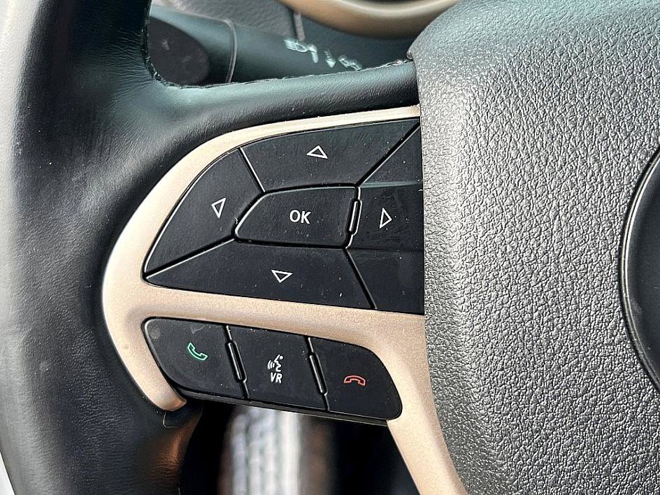 2018 Jeep Cherokee Latitude photo 13