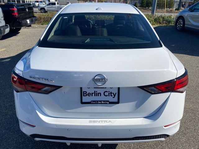 2025 Nissan Sentra SV photo 4