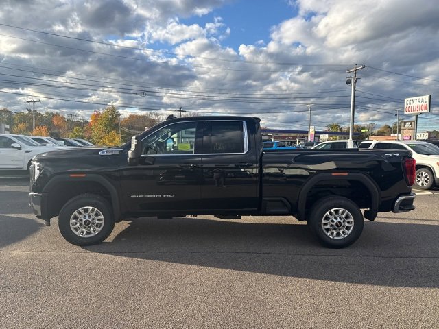 2026 Gmc Sierra 2500 HD SLE photo 2