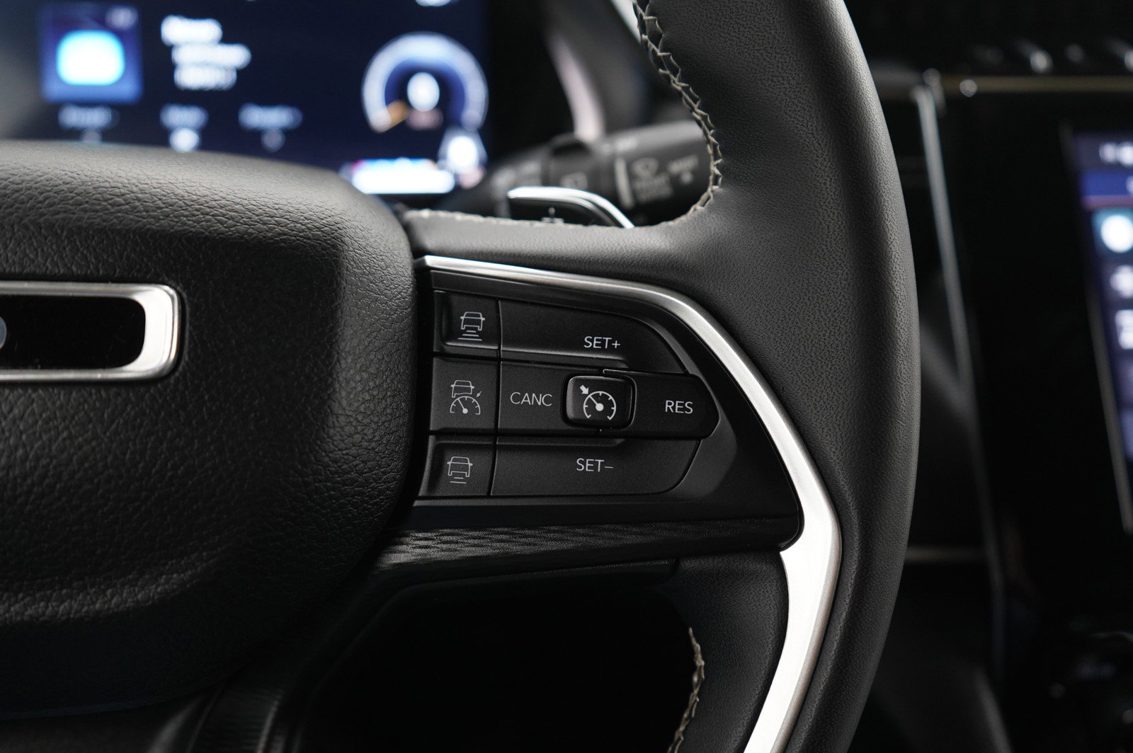 2023 Jeep Grand Cherokee Altitude photo 27
