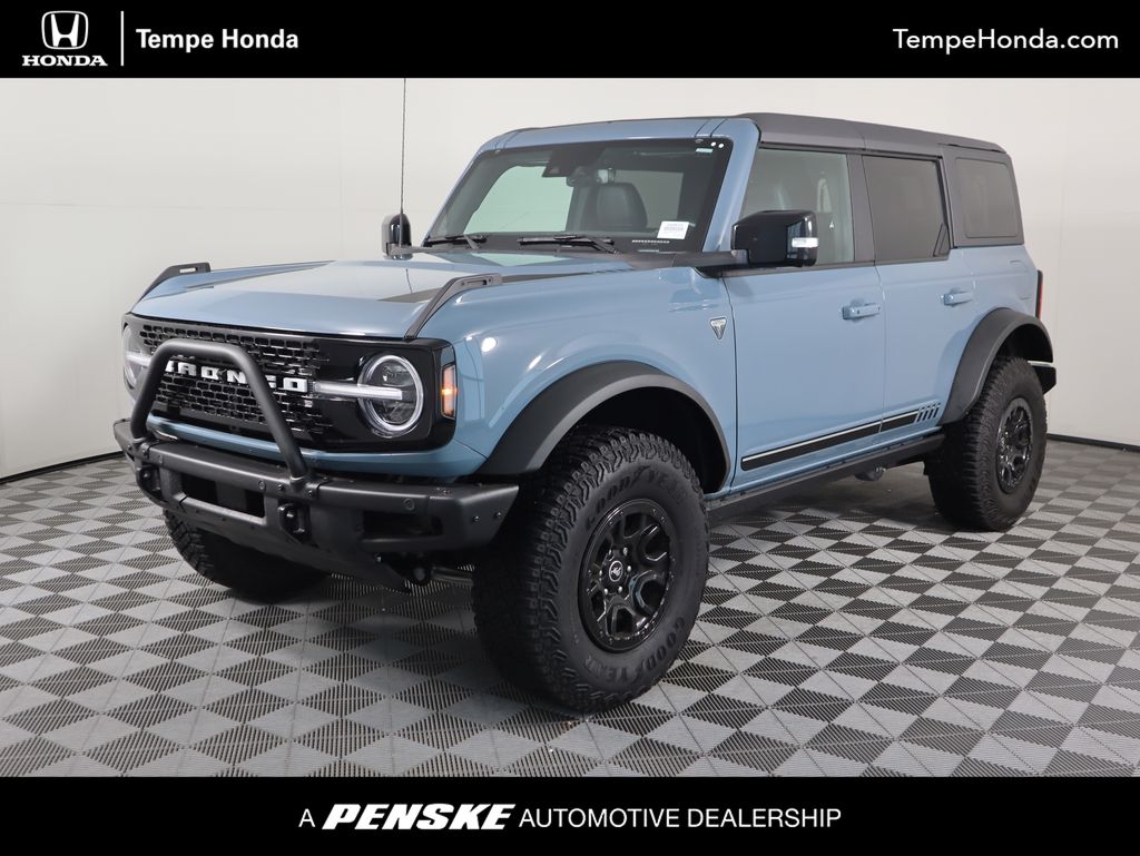 2021 Ford Bronco 4-Door First Edition's photo