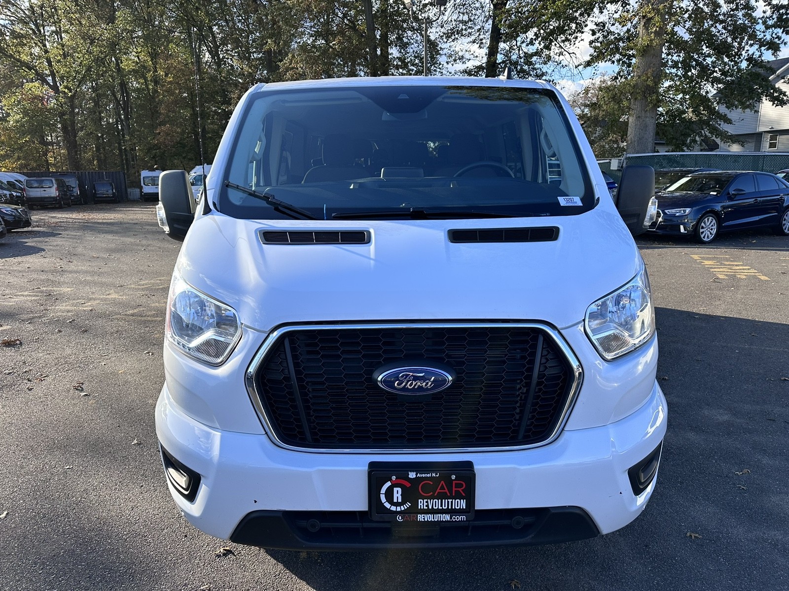 2021 Ford Transit Passenger XLT photo 2