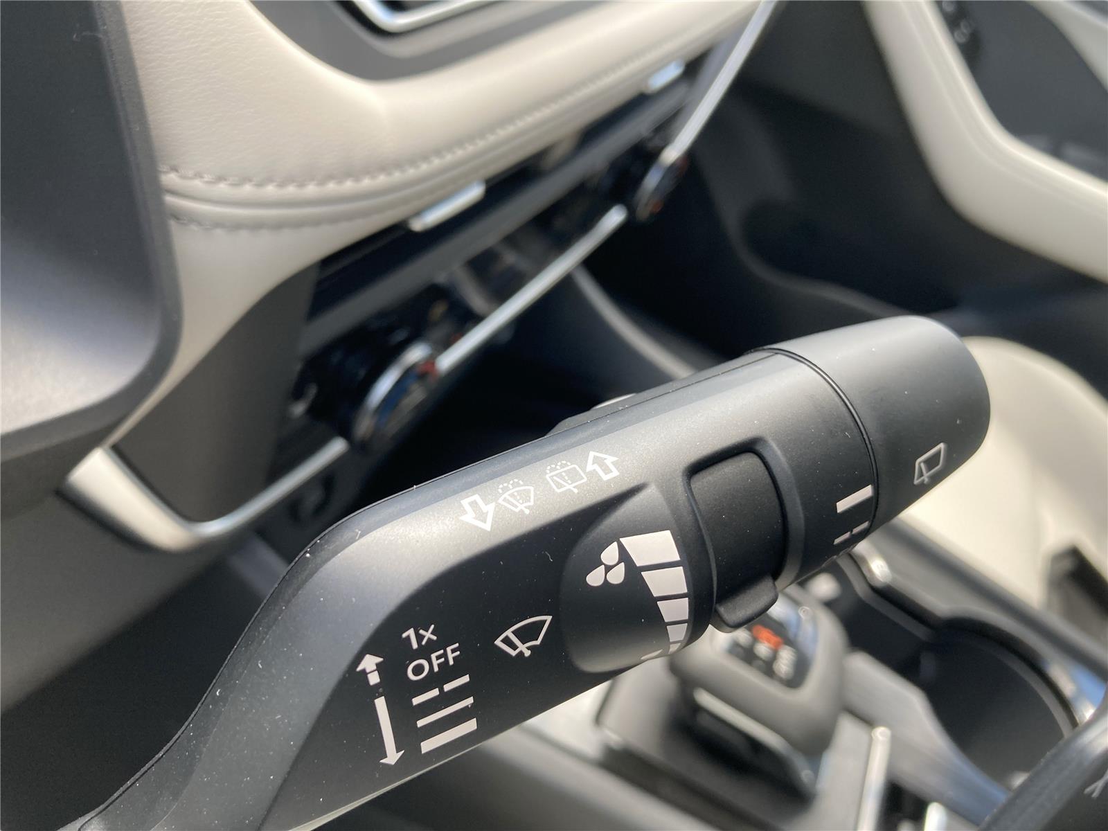 2026 Nissan Rogue SV photo 20